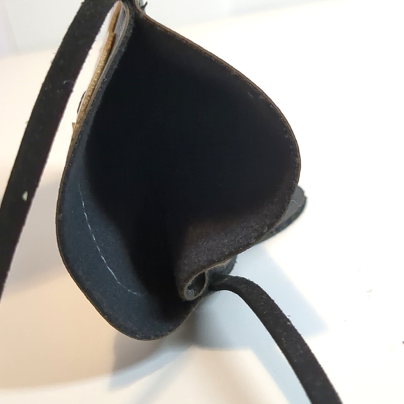 Penguin Pouch - Picture 3 of 3